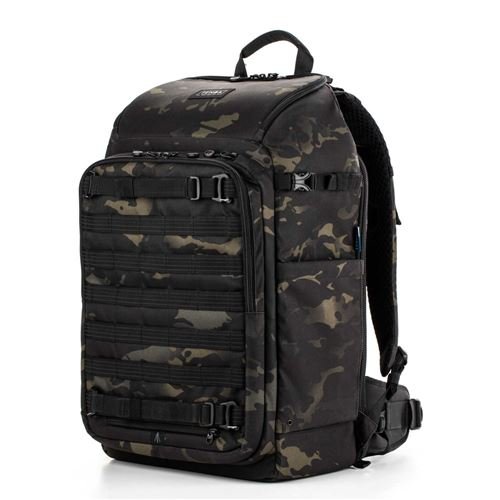 Mochila Tenba Axis V2 de 32 l con camuflaje